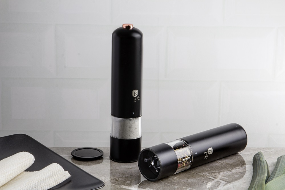 Salt & Pepper Mill Set Berlinger Haus BH/9286 Black Rose Collection
