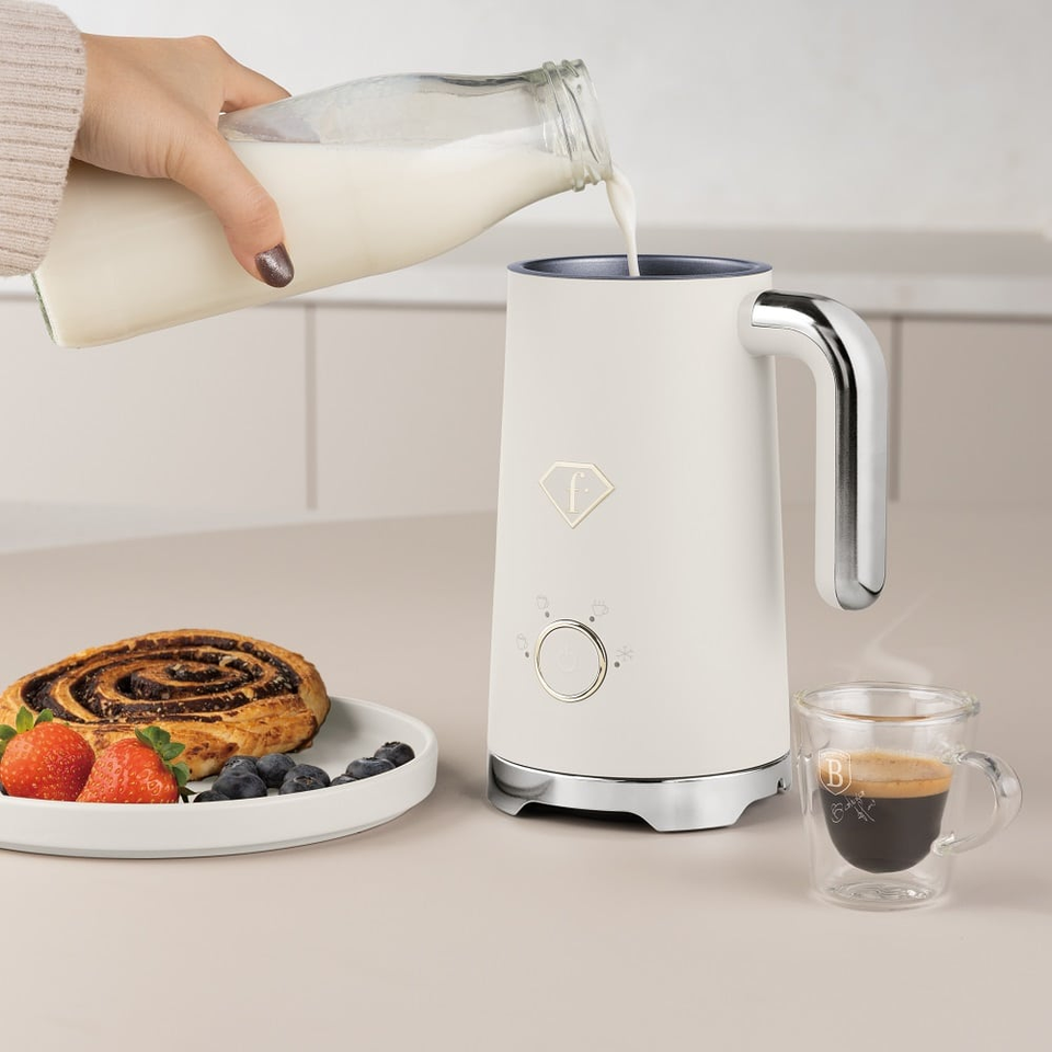 4-in-1 Milk Frother FTV0182 | Hot & Cold Foam | Berlinger Haus x FashionTV
