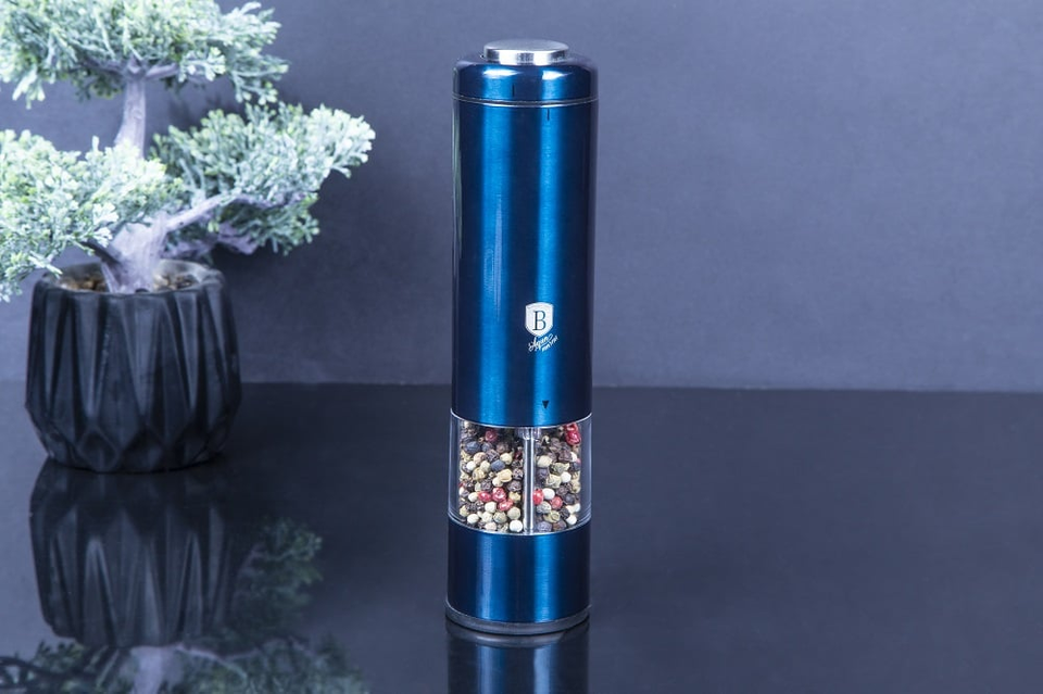 Electric Pepper or Salt Mill