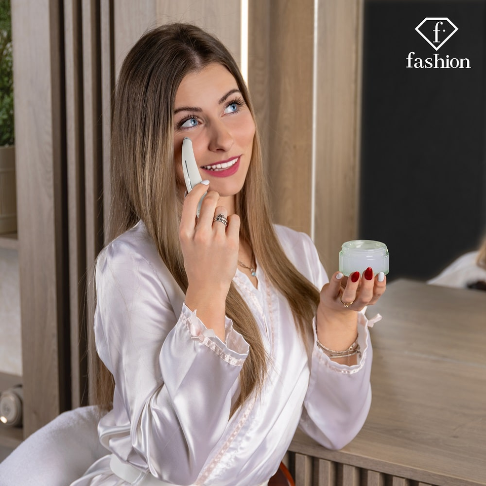 Eye Massager Cream Fashion by Berlinger Haus FTV0136