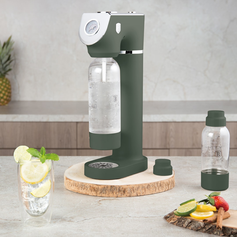 Berlinger Haus BH9785 – Soda Maker with 2 Bottles and Barometer | Matt Green