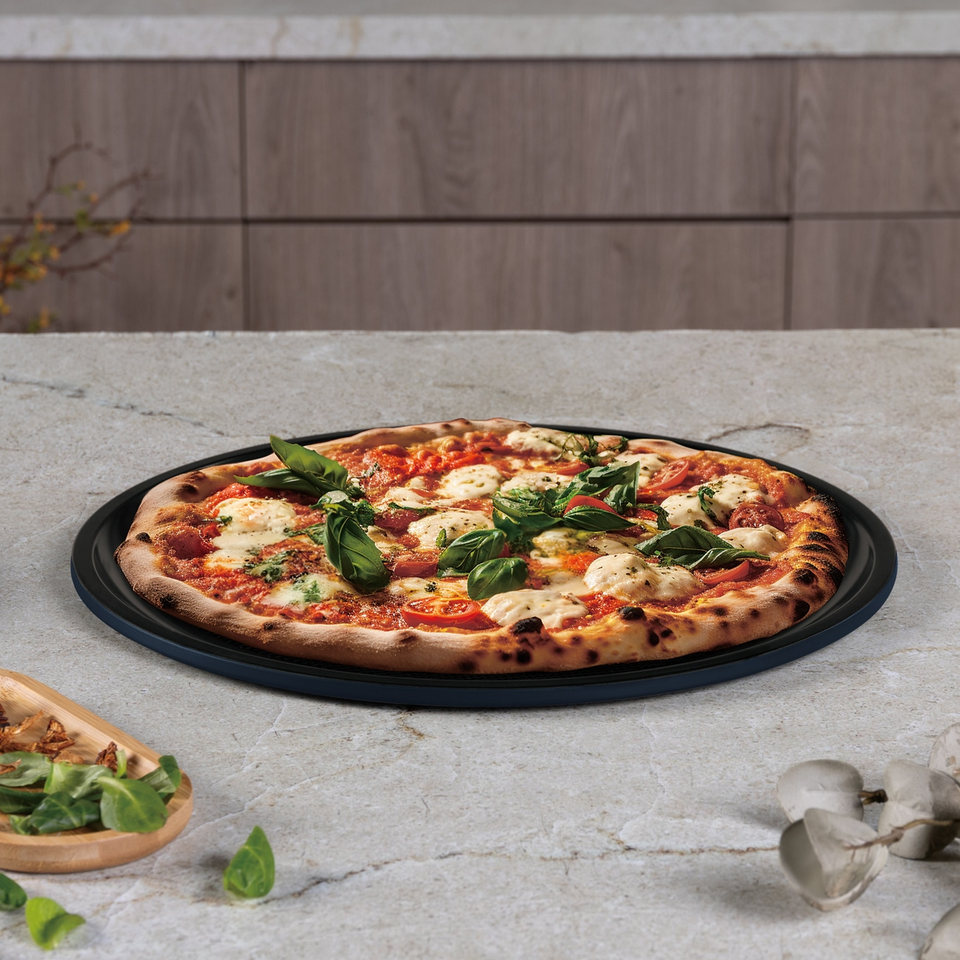 Berlinger Haus BH8701 – Matt Blue Pizza Pan 32 cm