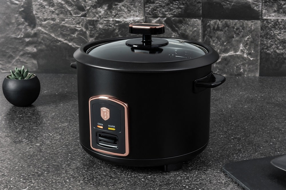 Stylish Electric Rice Cooker, Black Rose Gold BerlingerHaus
