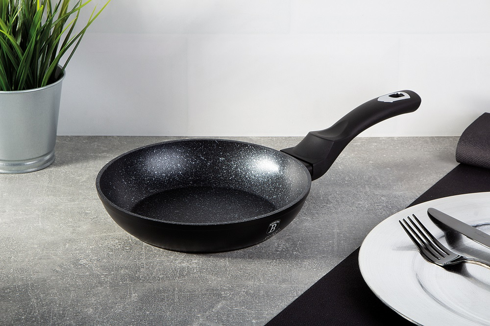 Frying Pan 28 cm Berlinger Haus BH-1845 Black Silver Collection